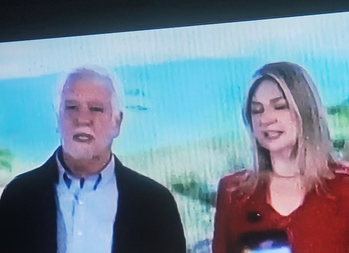 nicolas tweet media