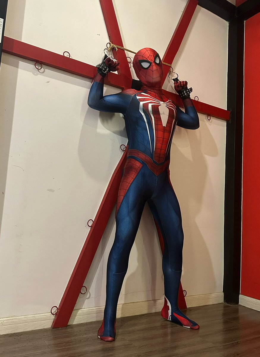 网兜头 tweet media