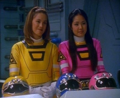 ᴛᴀʏ tweet media