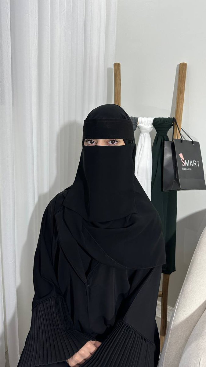 hijab_smart's tweet photo. نقاب العيد 

متوفر الرياض توصيل سريع 🚖 https://t.co/OKKKMlTGc1