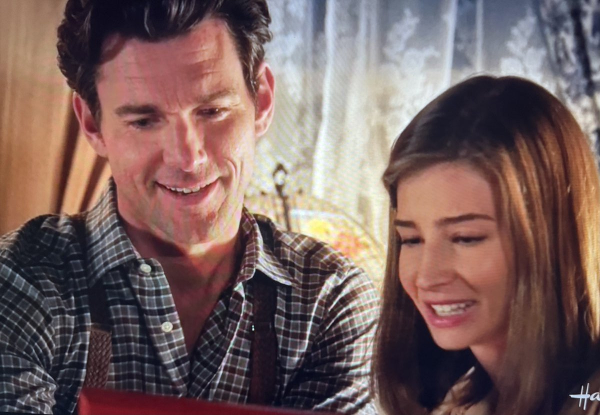 CassandraDemer3's tweet photo. Gosh 🥹🥹 #Heartie @kevin_mcGarry @jaedalilymiller #Hearties @Hallmarkchannel @SCHeartHome https://t.co/Qfr9oV2Hvi