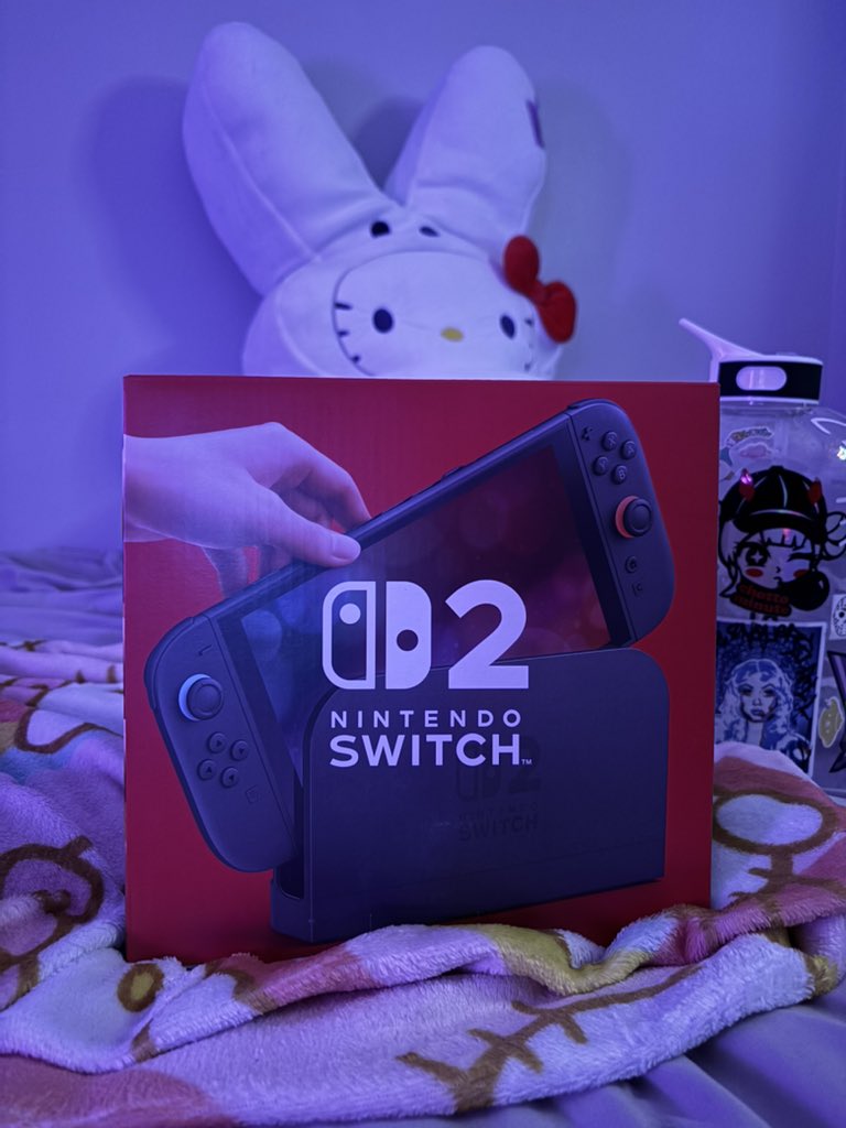 _aiizx's tweet image. #NationalWomensDay #ILoveMyMan #Spoiled 

time for some pokopia 💕🥰