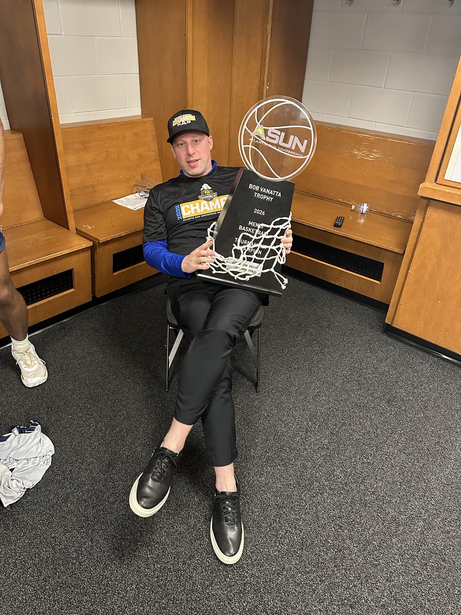 Evan Harville tweet media