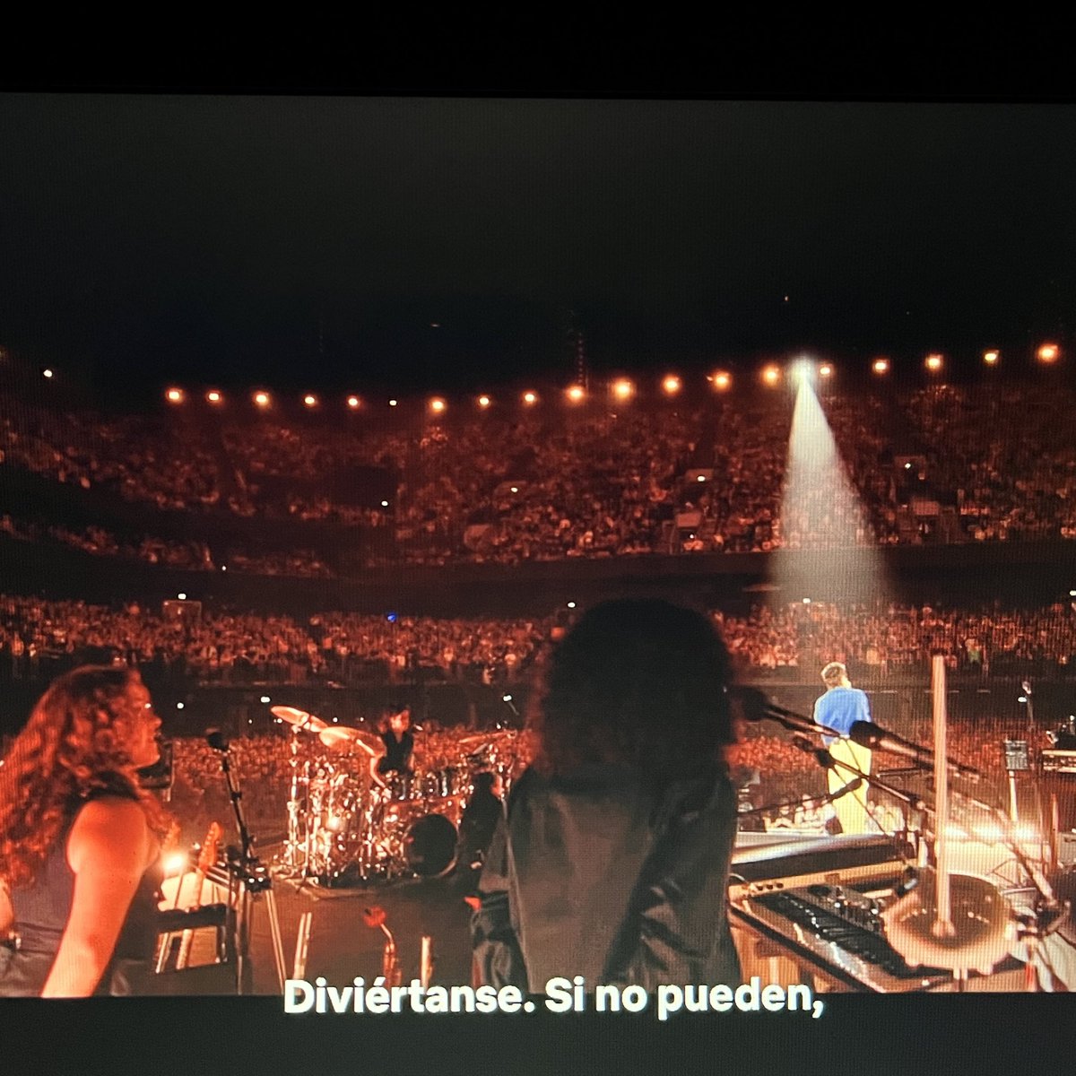 palanttt's tweet photo. me rio con cualquier cosa que dice supongo que así se siente estar profundamente enamorada no https://t.co/tIb3HAOlXO