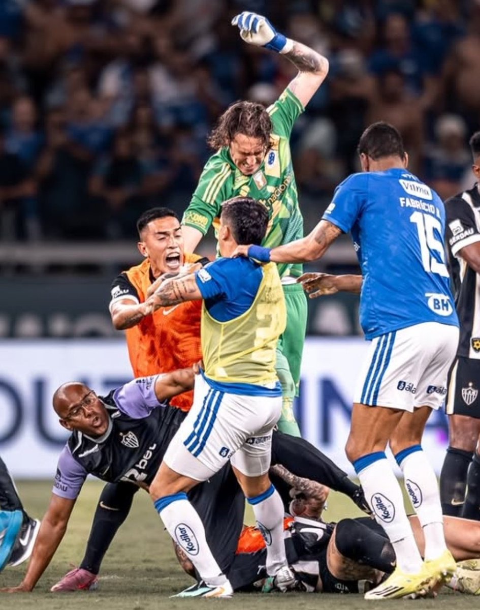magicpereiraa's tweet photo. CASSIO RAMOS 
📸: otaviosilva_fotoof https://t.co/FqEcWyLwiX