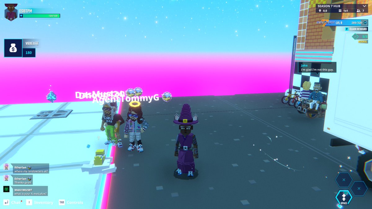 Found a LAND owner in The Sandbox Season 7 Hub—selfie secured. <a href="/TheSandboxGame/">The Sandbox</a> tsbga.me/TheSandbox #Season7