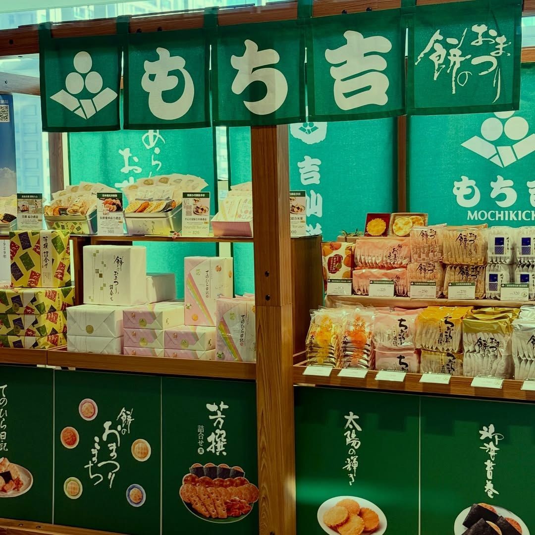 RexClark7's tweet photo. Truth of life: nothing a bite of sushican't fix; if one can't, take two。more addictive with every bite！🚅 https://t.co/uvNw3HbI5J