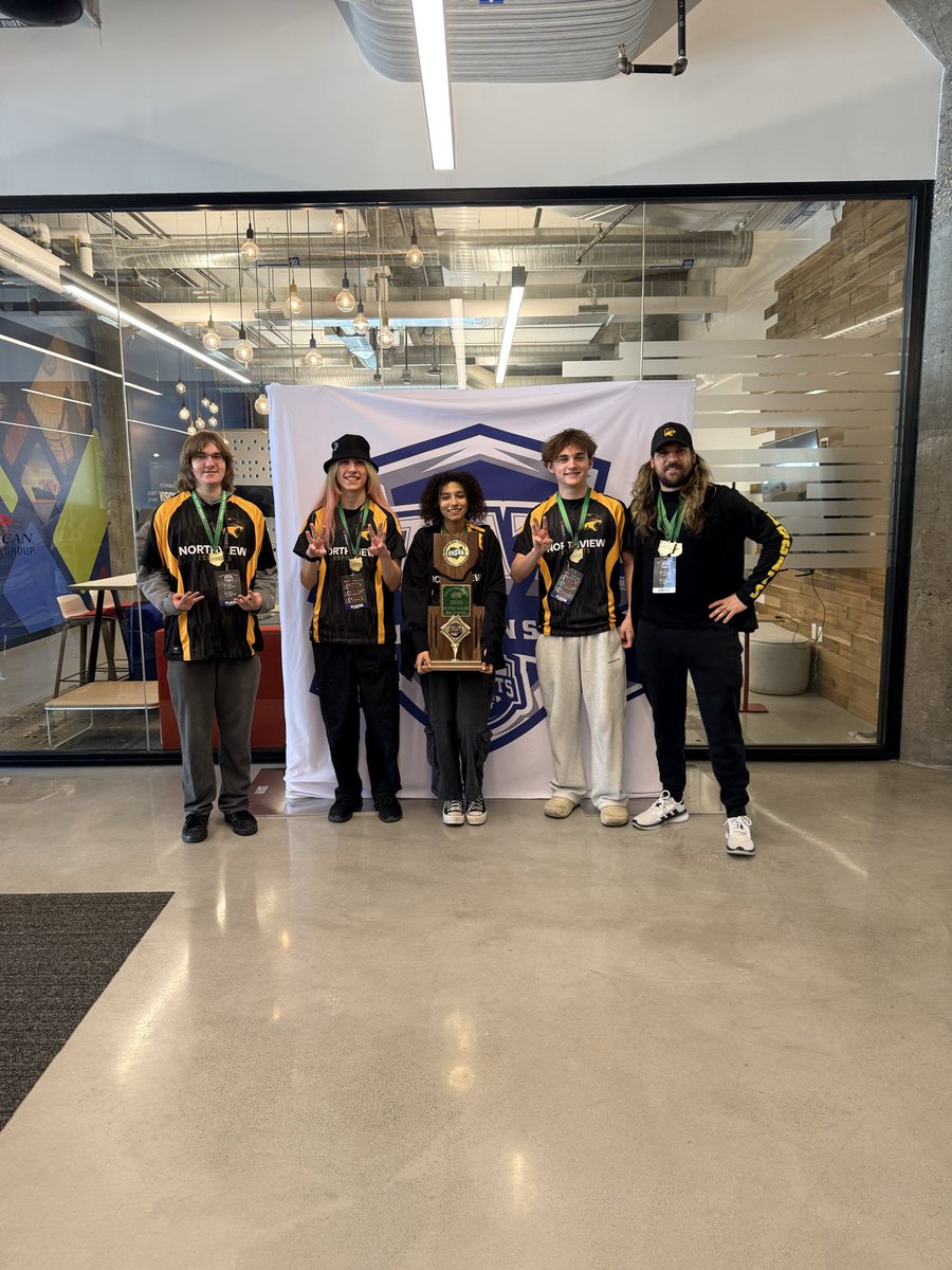 Aaron Hassell tweet media