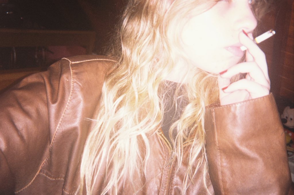 scobceta's tweet photo. 🚬
— uma thread com todos cigarros que ja fumei e suas notas https://t.co/th0Sed9tae
