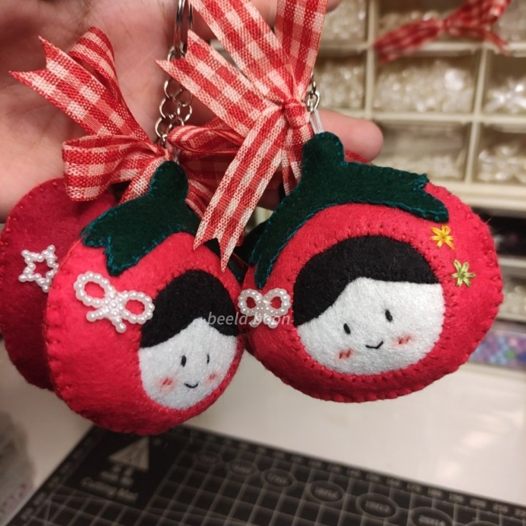 bila𐙚 sell keychain tomat apel 🍅🍎& phone strap tweet media