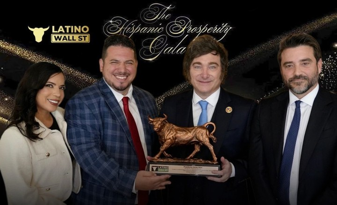 Si con esto no terminamos de reconocer su prestigio a nivel intergaláctico yo ya no sé