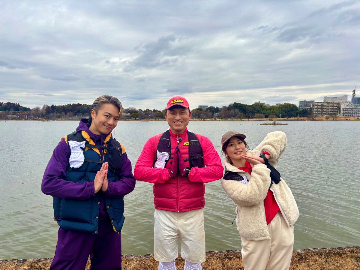 TAKAHIRO_Staff's tweet photo. 【TV出演情報】

3/15(日)18:30〜O.A.
TBS「#ベスコングルメ」に
TAKAHIROが出演いたします。

北関東のグルメタウン茨城県水戸市で
地元・磯山さん案内のもと
ブランド地鶏の極上鍋を目指しました🍻

衣装は
#ワークマン (@workman_plus )の #ZERO_STAGE で🏃

Staff
@bescon_tbs 
@exilelive_acc 
@EXILE_Staff