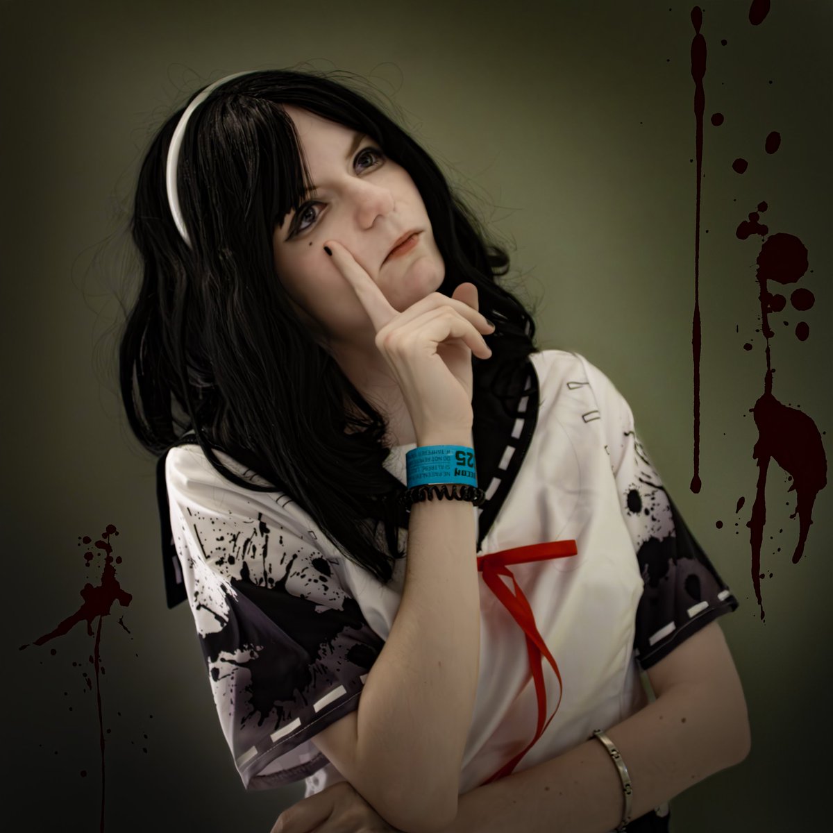 Jinniasaurus's tweet photo. "Yeah I aint gonna leave this until I leave MY mark" #tomie #junjiito #junjiitocosplay #cosplay https://t.co/O8pkQmQnOe