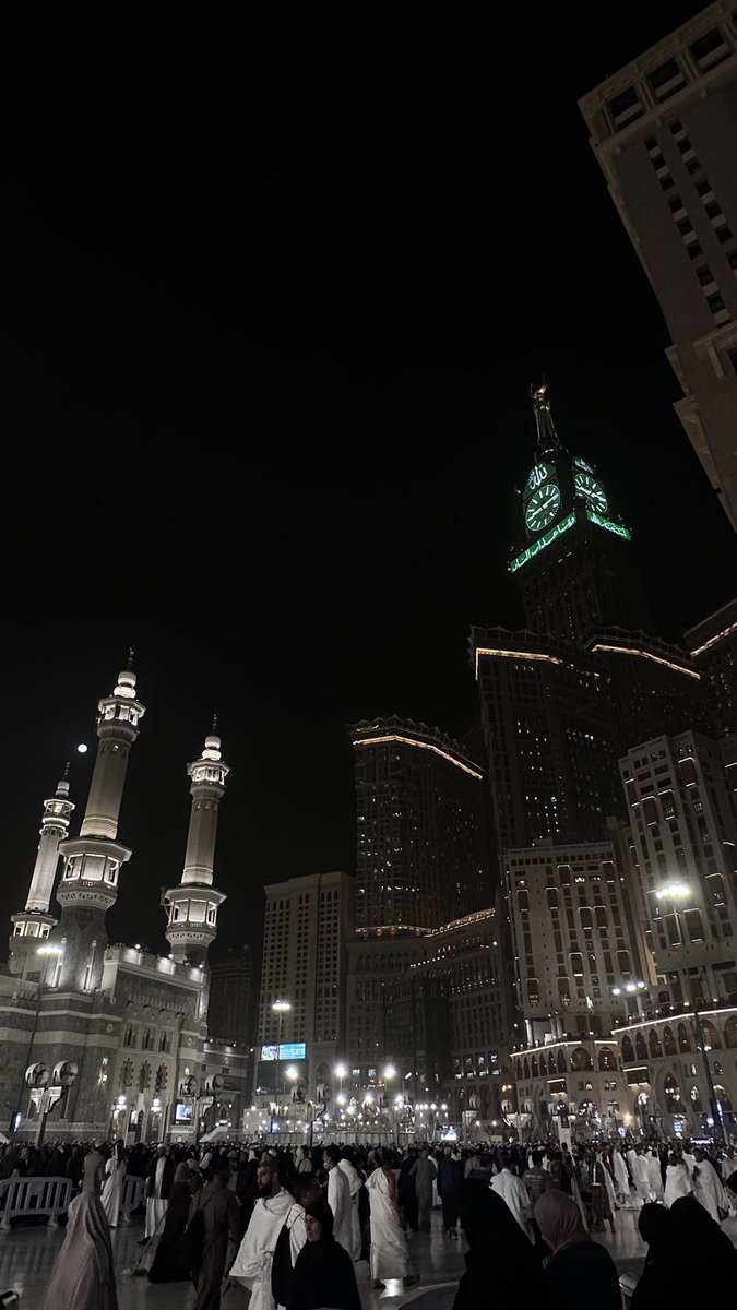 aroosh_1993's tweet photo. واجعلنا ممن كان سعيه موصولًا بالخير،
مُباركًا بالأثر، مليئاً بالجبر . 

#مكة https://t.co/2VcBpiekoj