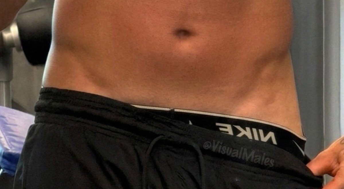 Visual Males 👀🫦 tweet media