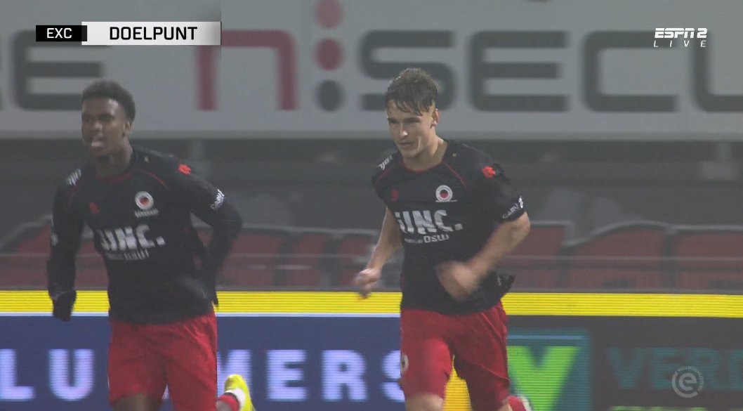 Foet247Benelux's tweet photo. Heerenveen took another step towards a European playoff spot with a 2-1 victory over Excelsior. #exchee https://t.co/Y6E1Aq4uiM