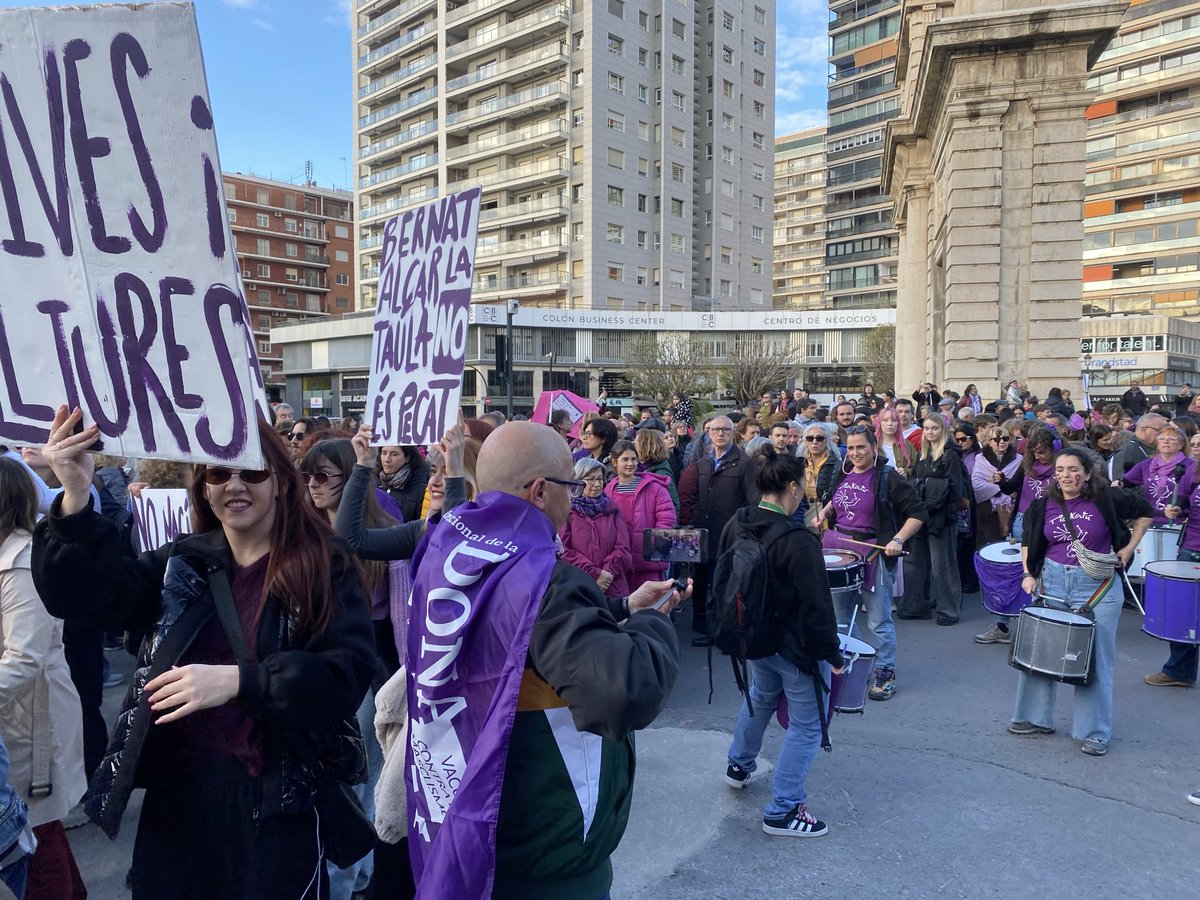 Manuela Latorre🍏 tweet media