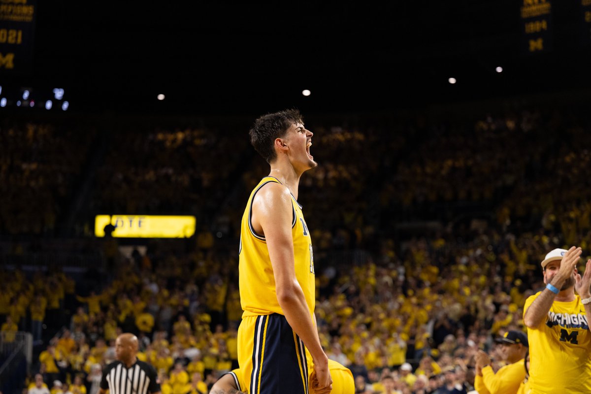 Michigan Men's Basketball tweet media