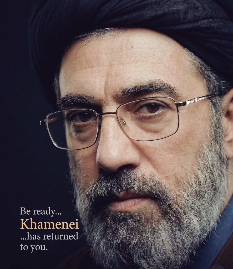 Be Ready...
Khamenei..Has Returned to you.🥀

Seyyed Mojtaba Khamenei May Allah Protect Him💫
#Iran #IranWar #America #SupremeLeader #IranIsraelWar #قومی_زبان #Israel #MojtabaKhamenei