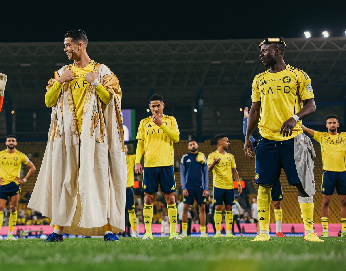 alharbi_44's tweet photo. مصدر في الاتحاد الدولي "فيفا"

قد يتم تأجيل بطولة كأس العالم "لمُدة شهر كامل"

إذا حقق نادي #النصر السعودي "بطولة الدوري"

فالشركات الراعية "لبطولة كأس العالم"
ستكون مشغولة مع النصر في "الاحتفالات والأفراح" https://t.co/HCi8KwN6QD