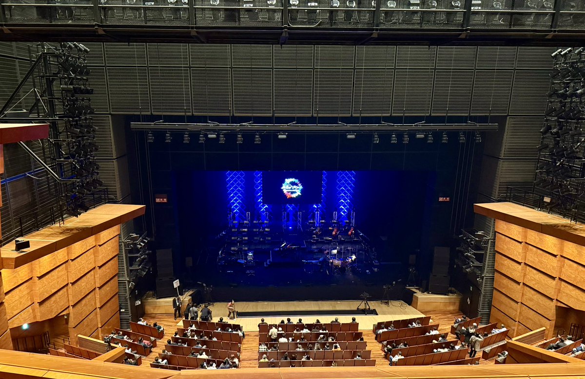 スペシャルライブ「機動戦士ガンダム 閃光のハサウェイ THE SOUND OF U.C.0105」
澤野弘之さんの楽曲🎶と演者さんによる最高のパフォーマンス✨を思う存分堪能できた素晴らしいコンサートでした🎶
UC、NTの楽曲まで演奏してくれて胸熱でした。

#閃光のハサウェイ
#キルケーの魔女
#澤野弘之