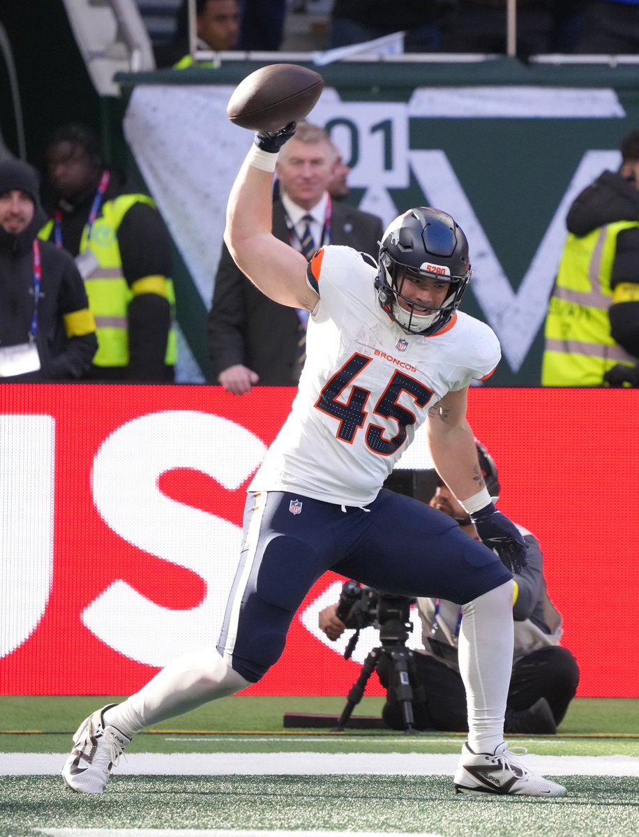 Zac Stevens tweet media