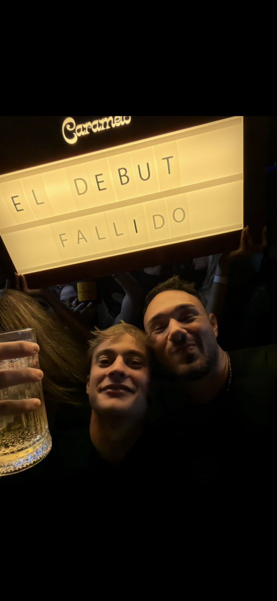 elmoskiii's tweet photo. El finde pasado. Con los chicos balza y Manu (Bauleti???) https://t.co/n7CCUgx2my