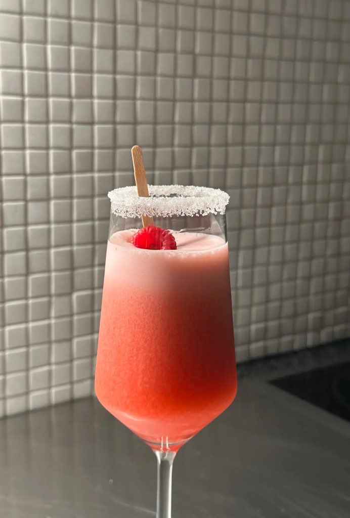 cedrik_lorenzen's tweet image. Do you want one ?