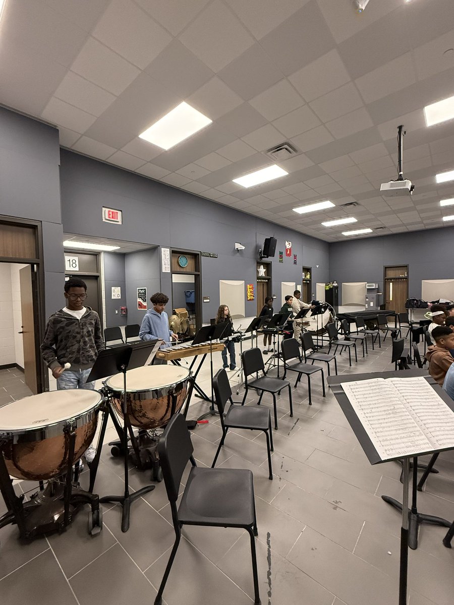 Autumn Ridge Gator Band tweet media