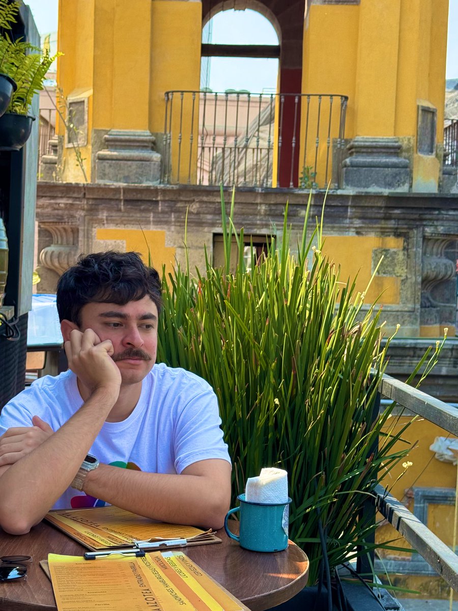 Kev Cuev tweet media