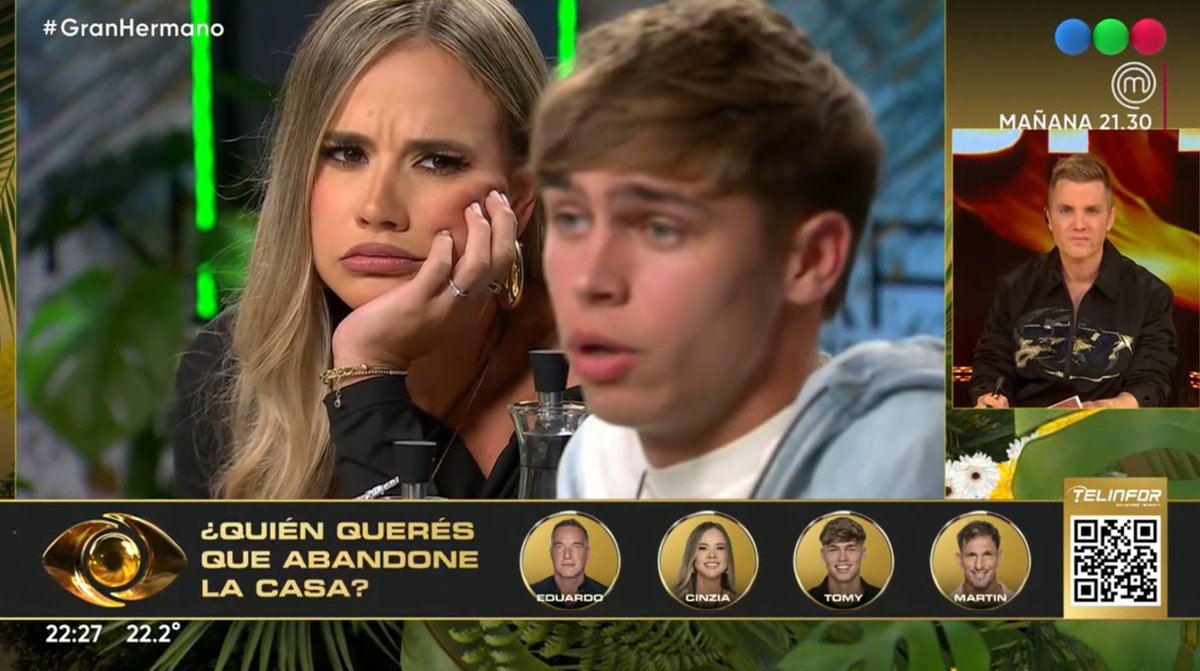 Todos los miramos asi TOMY AL 9009

#GranHermano