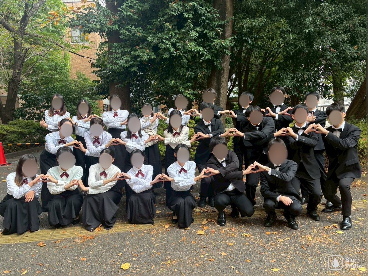shirobarakai_23's tweet photo. お茶の水女子大学に合格されたみなさん、おめでとうございます！☺️🎉

東京大学白ばら会合唱団では一緒に楽しく歌う仲間を募集しています😍

この公式アカウントでは新歓イベントや練習見学についての情報を発信していくので、ぜひフォローしてください💞

#春からお茶大　#春からお茶女 https://t.co/FhhZNlxahr