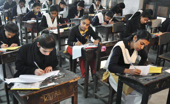 ndtveducation's tweet photo. CBSE Class 12 Mathematics Board Exam 2026: Final Revision Plan And Exam Day Guidelines
https://t.co/21oJZWEQeA
#CBSE #Mathsexam https://t.co/1zPZ6ws7SI