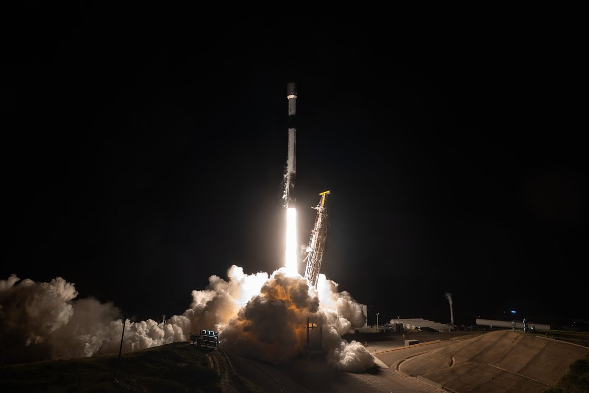 Elonsfact's tweet photo. Falcon 9 launches 25 Star satellites from California

@Elonsfact https://t.co/k2eUg1ZrRG