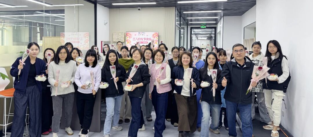 opticalsintai's tweet photo. 💟 Happy International Women's Day!
Sintai Communication Company pays tribute to all ordinary yet great women. May you hear countless voices, but remain true to yourself.#Sintai #InternationalWomensDay #400G #WDM #Brave https://t.co/twqMyqetfN