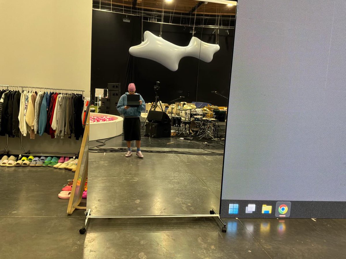 Justin Bieber tweet media