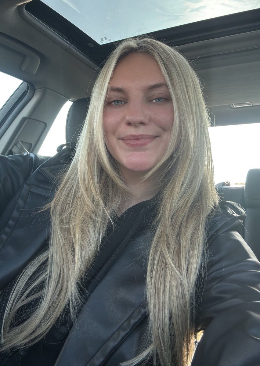 Anna Lulis tweet media