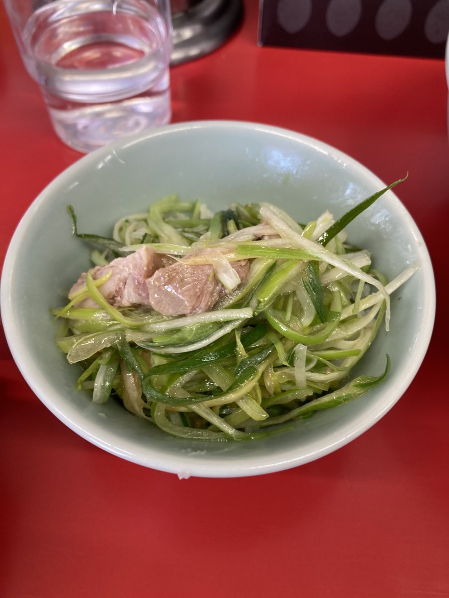 スパーダ tweet media