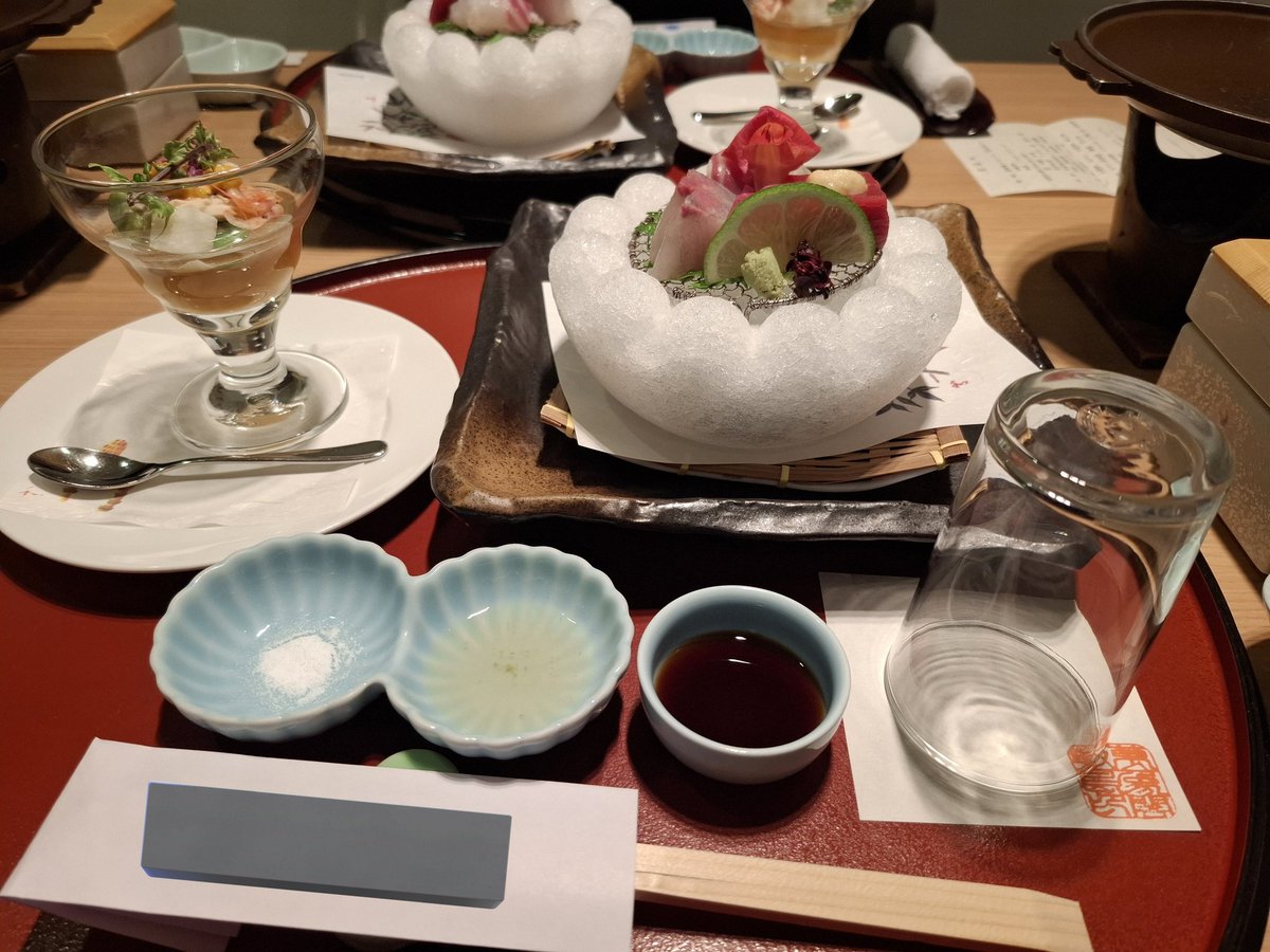 7日、8日の2泊3日でママと毎年恒例のご褒美旅行めちゃくちゃ楽しかった！😀
急に決めたからホテルの空きがなくて1泊目はラブホに泊まって、2日目はいつも行くとこ予約出来て、美味しい物も食べれたし！ママが喜んでくれて何より！楽しくて充実したお休みだった！！🥳🥳
次のお休みは福岡へ！！😎😎