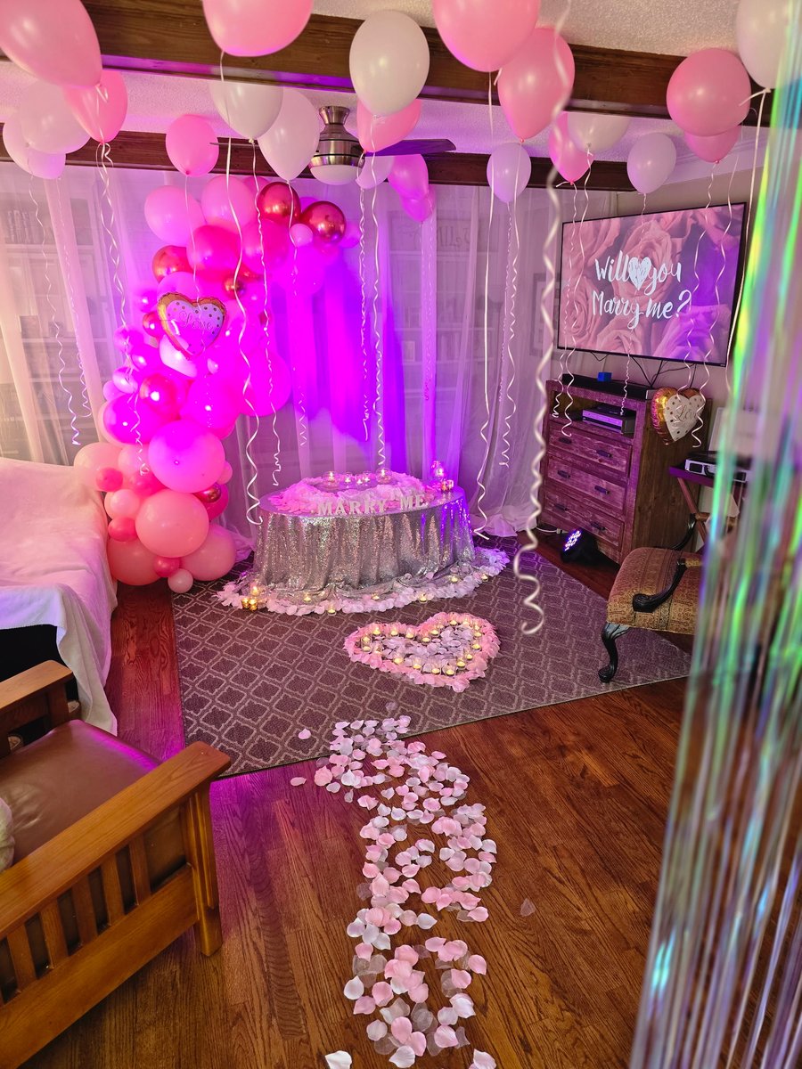 mostflypanda's tweet photo. I made it official ☺️☺️ @Katej_2002 https://t.co/syW3lPujXR