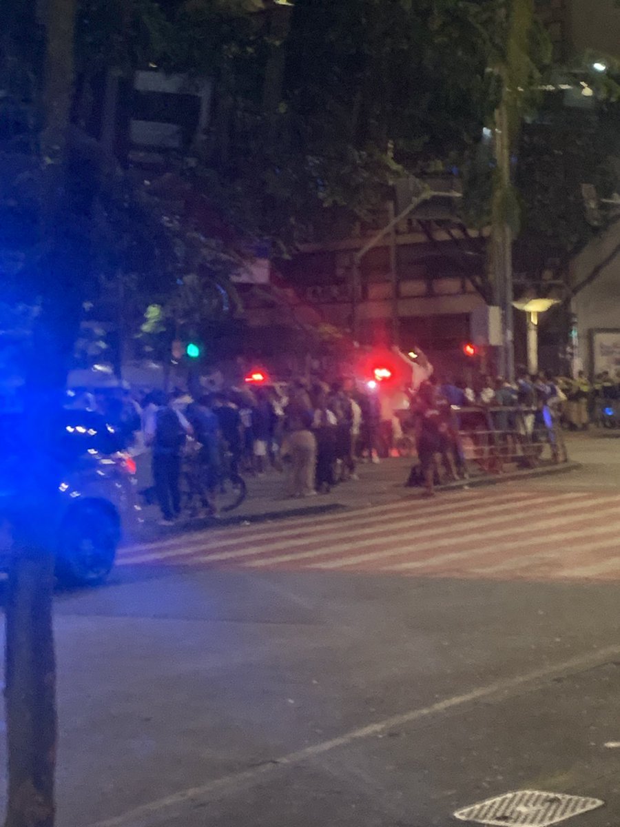 matheus_1994's tweet photo. 22:47 e essa é a quantidade de Marias na P7 comemorando o rural (nome que eles dão para um título que não ganham desde 2019) https://t.co/tkMlqmSMwR