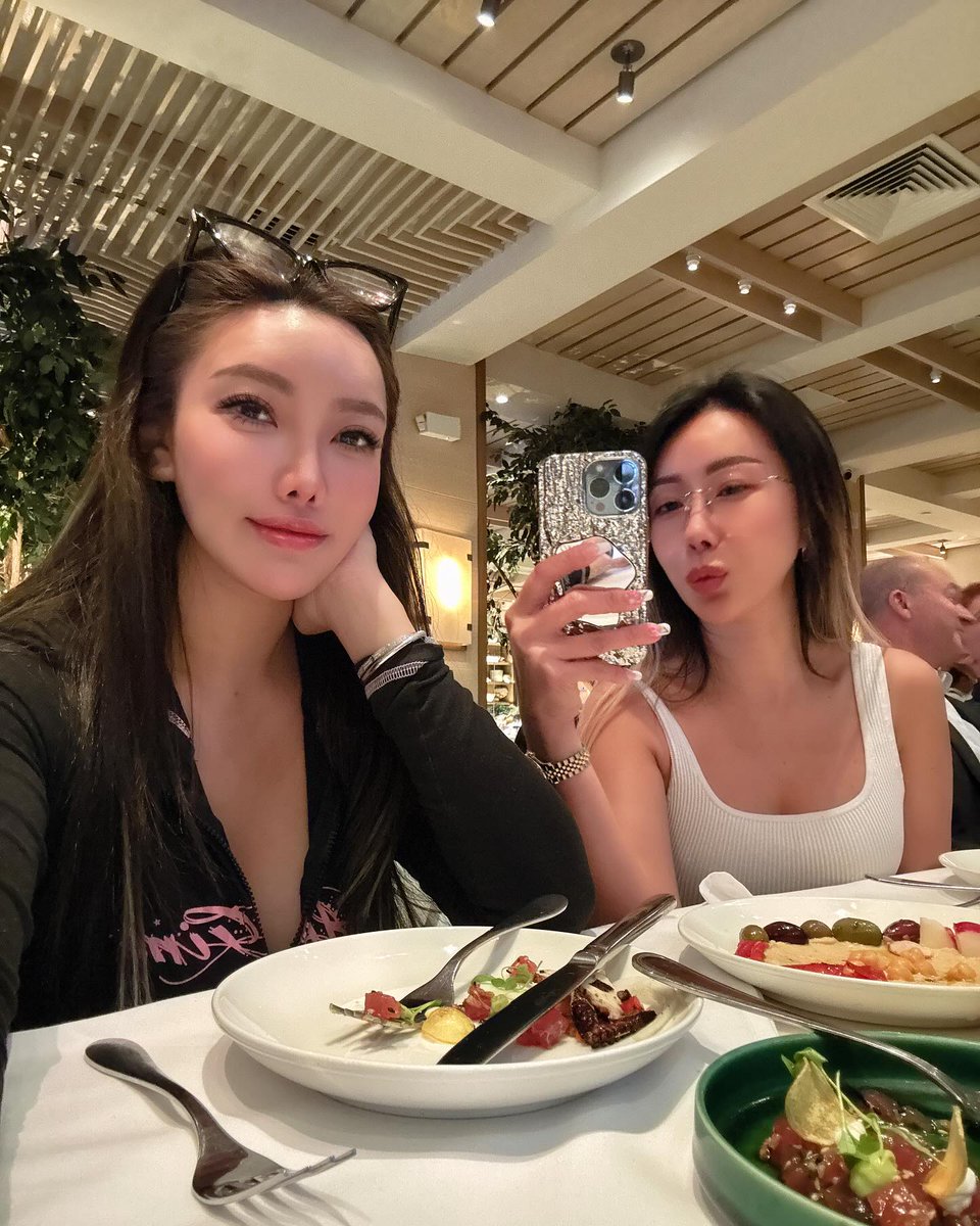 Tonight, let us celebrate the strong, beautiful, and inspiring women.

Happy International Women's Day! 🌸✨

#InternationalWomensDay