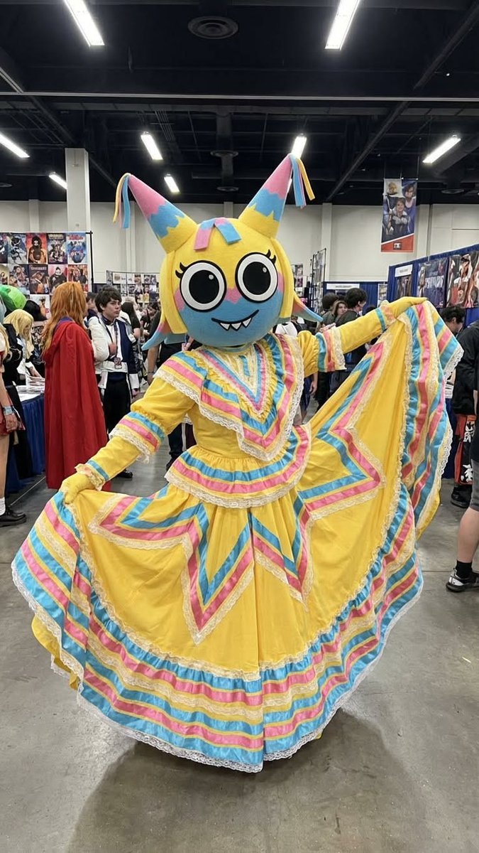 Yatta_posting's tweet photo. DAY 47
I discovered this photo was created with AI... I'm so disappointed I'm going to try to do that cosplay in real life, at least the head
#dandysworld #YATTA https://t.co/tmQJcbjBqh