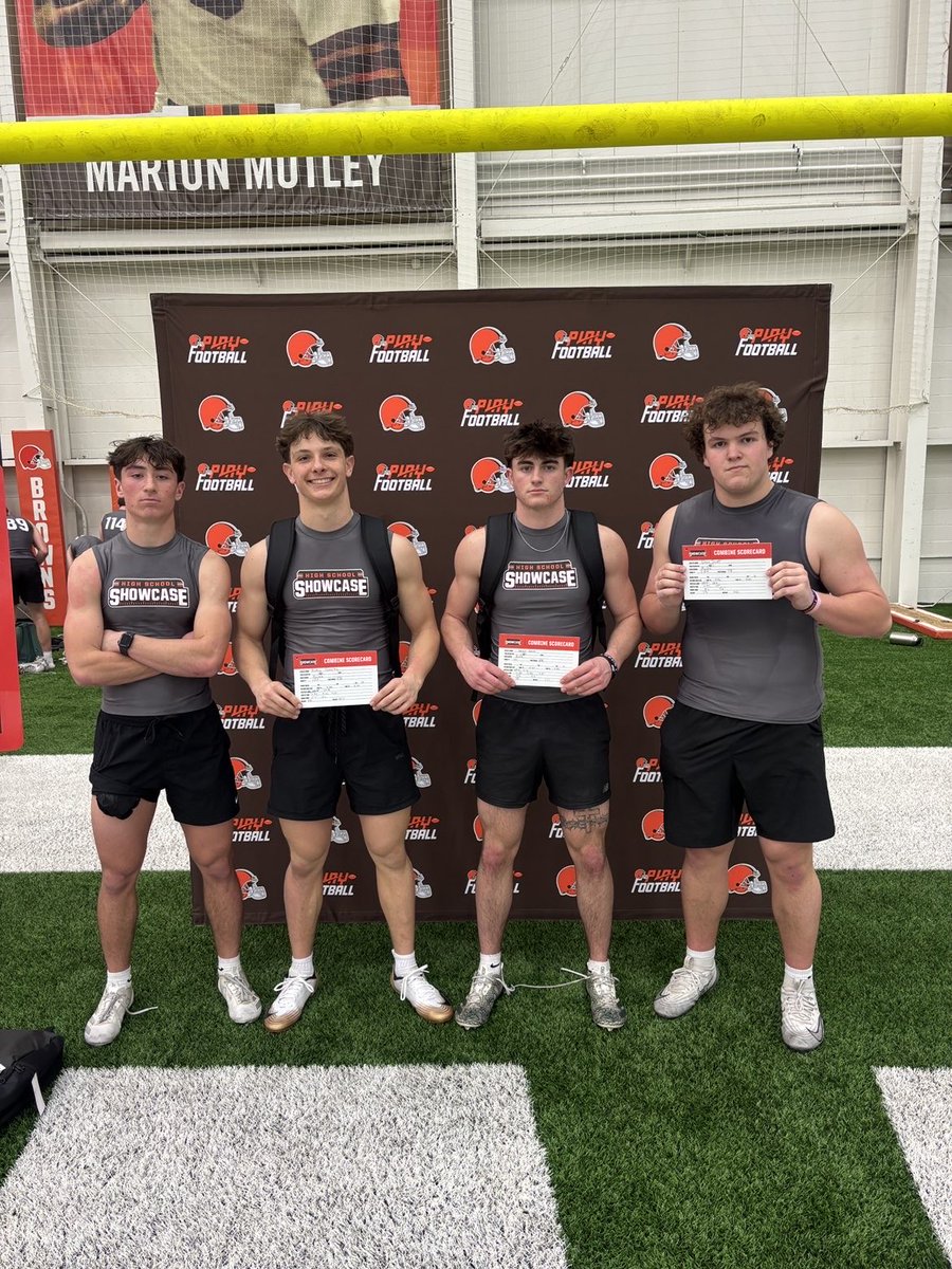 samelko_11's tweet photo. Had a great time and enjoyed the opportunity to be at the browns high school showcase! Was able to be named an MVP along with two of my teammates. 
Hit PRs today in :
40 yard dash - 4.48
5-10-5 shuttle - 4.21 
Broad jump - 10’11” 
Vertical jump - 35”
@GreenmenFB @LukeMcGovern512 https://t.co/7jXc9VEtEm
