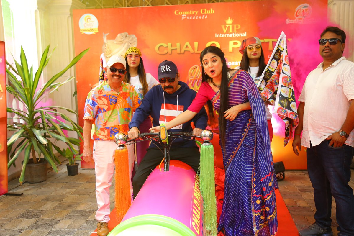 Ample Reach PR tweet media