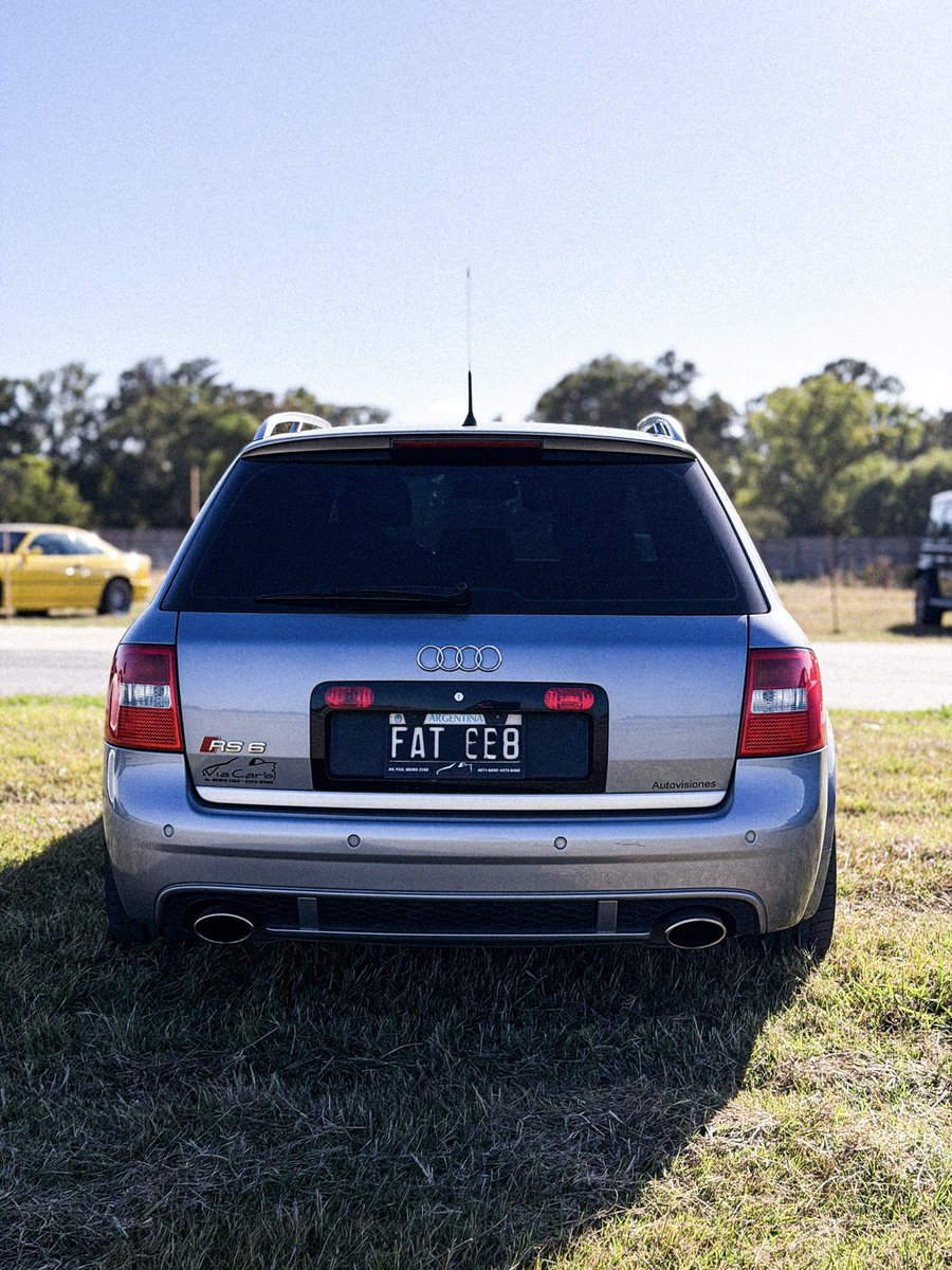 LeAutogram tweet media