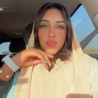 meradomrah's tweet photo. #NewProfilePic https://t.co/iAo32ekyZl