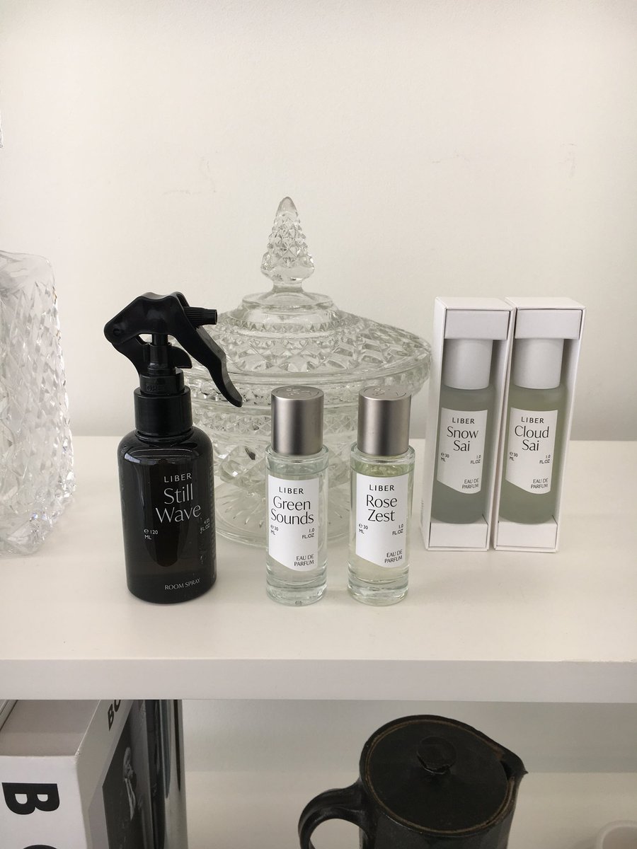 #광고 #RT이벤트
#RT 5분 리베르 신제품 본품 증정🎁

녕이 X 리베르 
제가 정착한 향템❤️ 진짜 뿌리면 기분이 너무 좋아지는 향,,

진짜 혜택 좋게 30% 쿠폰 발급해주셨어요!
무려 향수 전제품 적용 가능한,,
쿠폰코드: 리베르녕이

musinsa.onelink.me/cP5T/16giwh4n