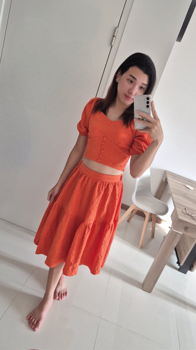 Skylar Pow tweet media