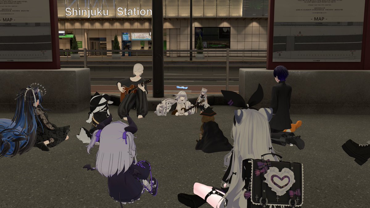 なかよしのヨンガリちゃんとシンクルームでセッションしたよ。
ヨンガリちゃんは韓国の人なんだけど日本語の歌も上手くてすごすぎ。
2人が知ってる共通の曲探しながら演奏したんだけど、どんな音楽聴いているかとかもわかって楽しかった！
リードギターはもちろんsuさん🎸